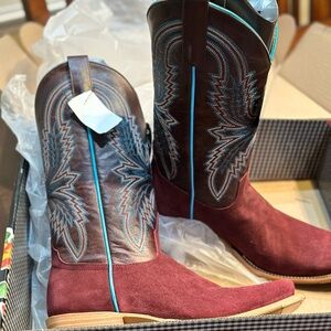 Macy Bean Top Hand Collection Ladies Boots, Burgundy suede Split.